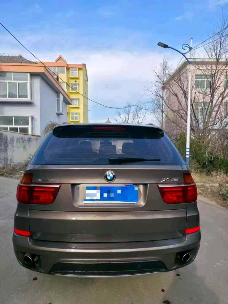 济宁13年宝马X59