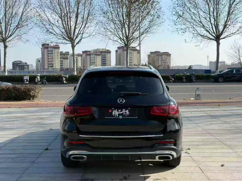 东营19年奔驰GLC8