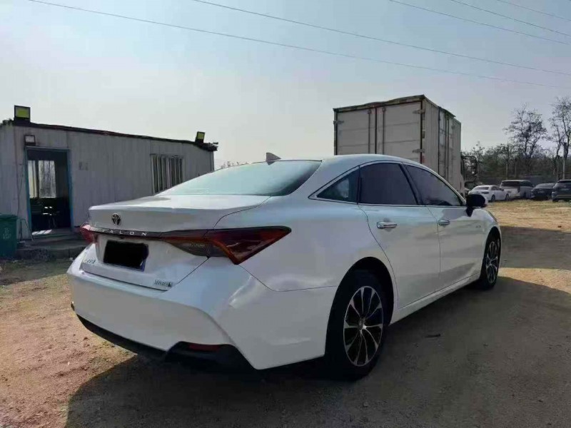 东营24年丰田亚洲龙8