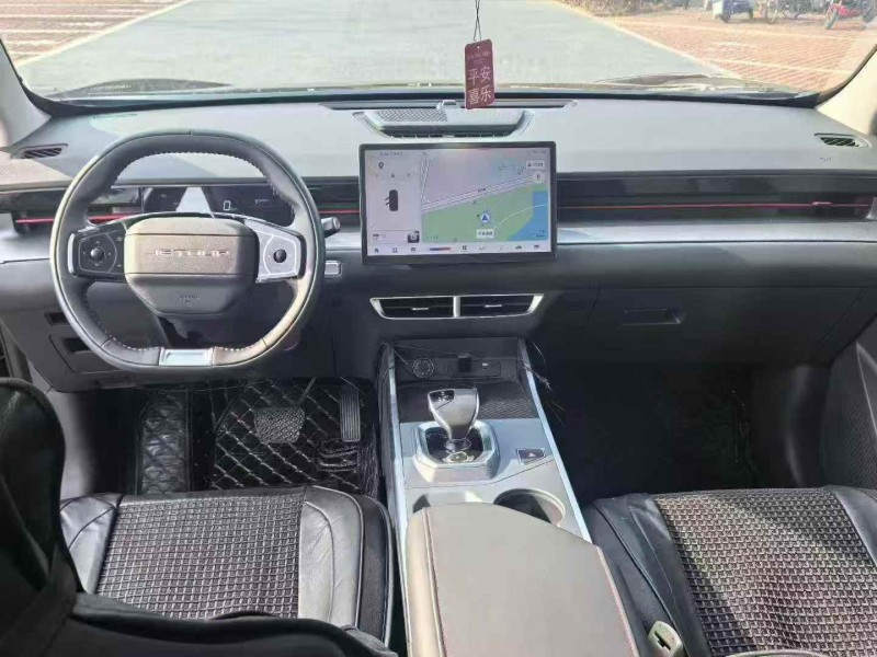 济宁24年奇瑞捷途6