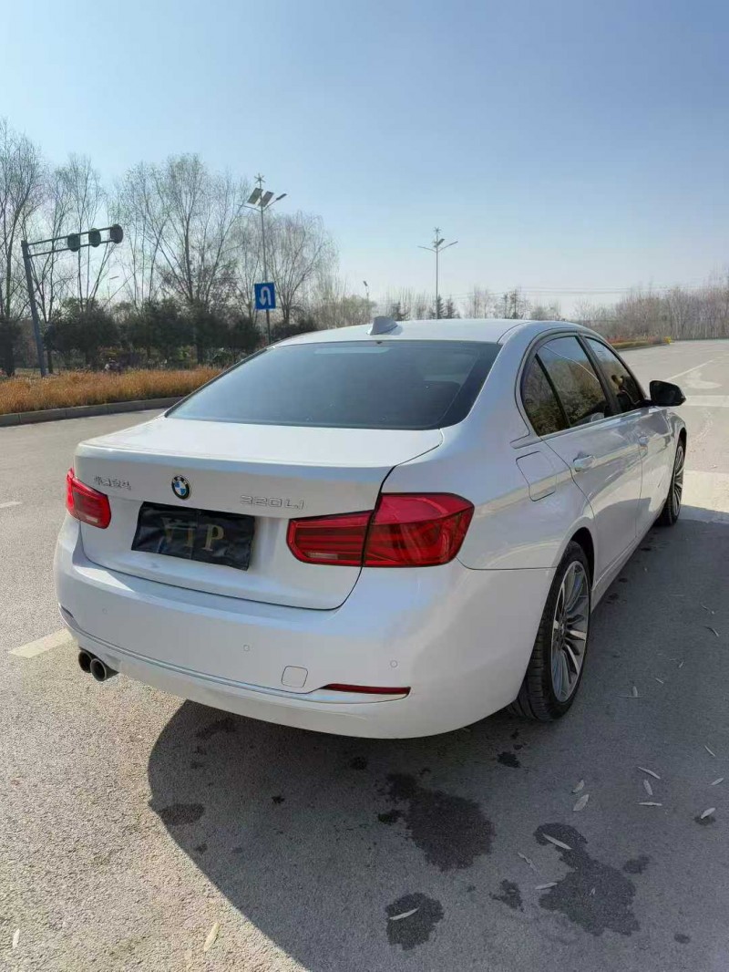 东营19年宝马3系8