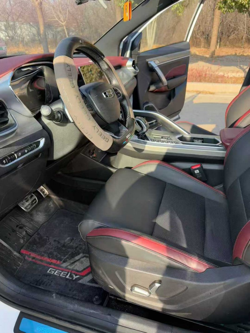 济南19年吉利缤瑞4