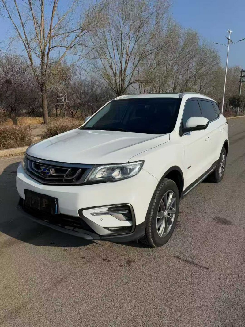 青岛18年吉利博越3