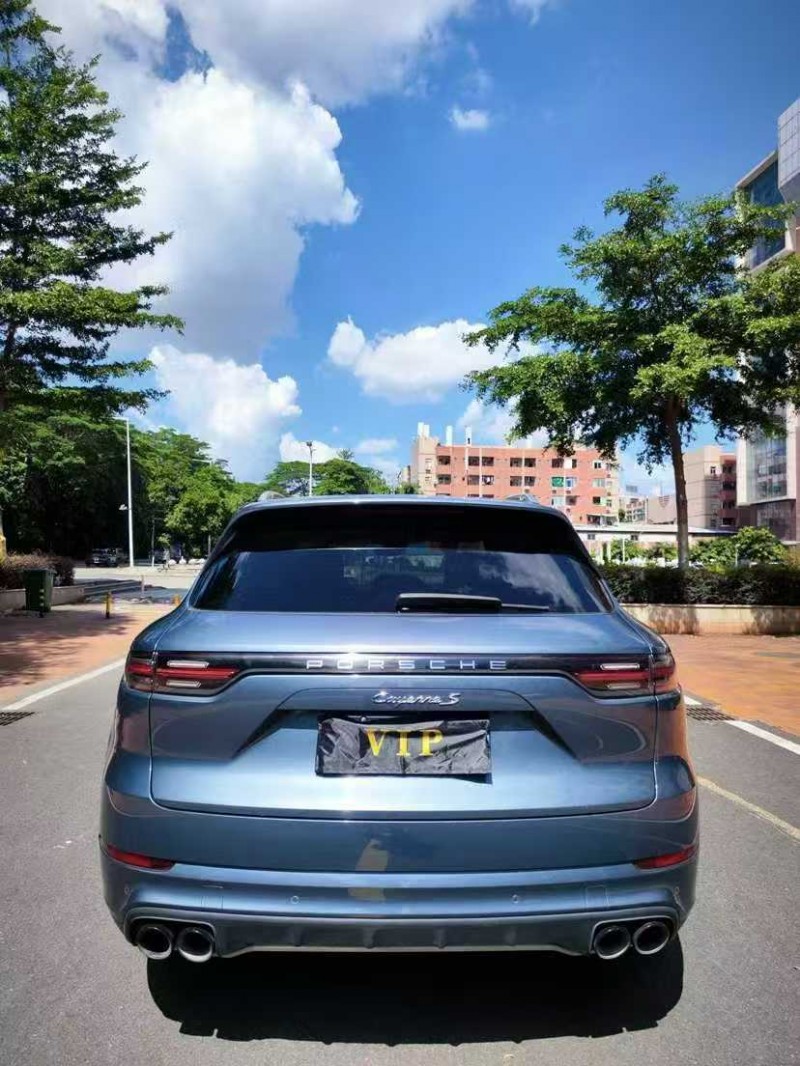 湛江18年保时捷卡宴8