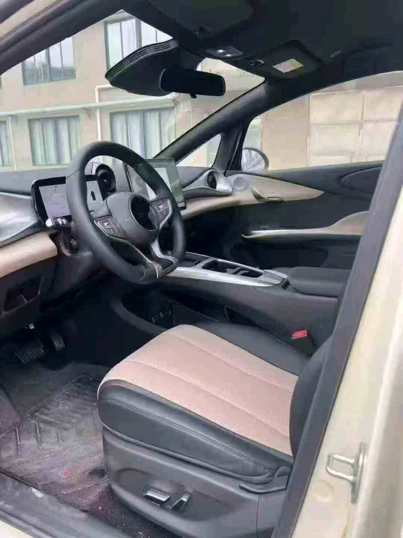 湛江25年比亚迪海豚5