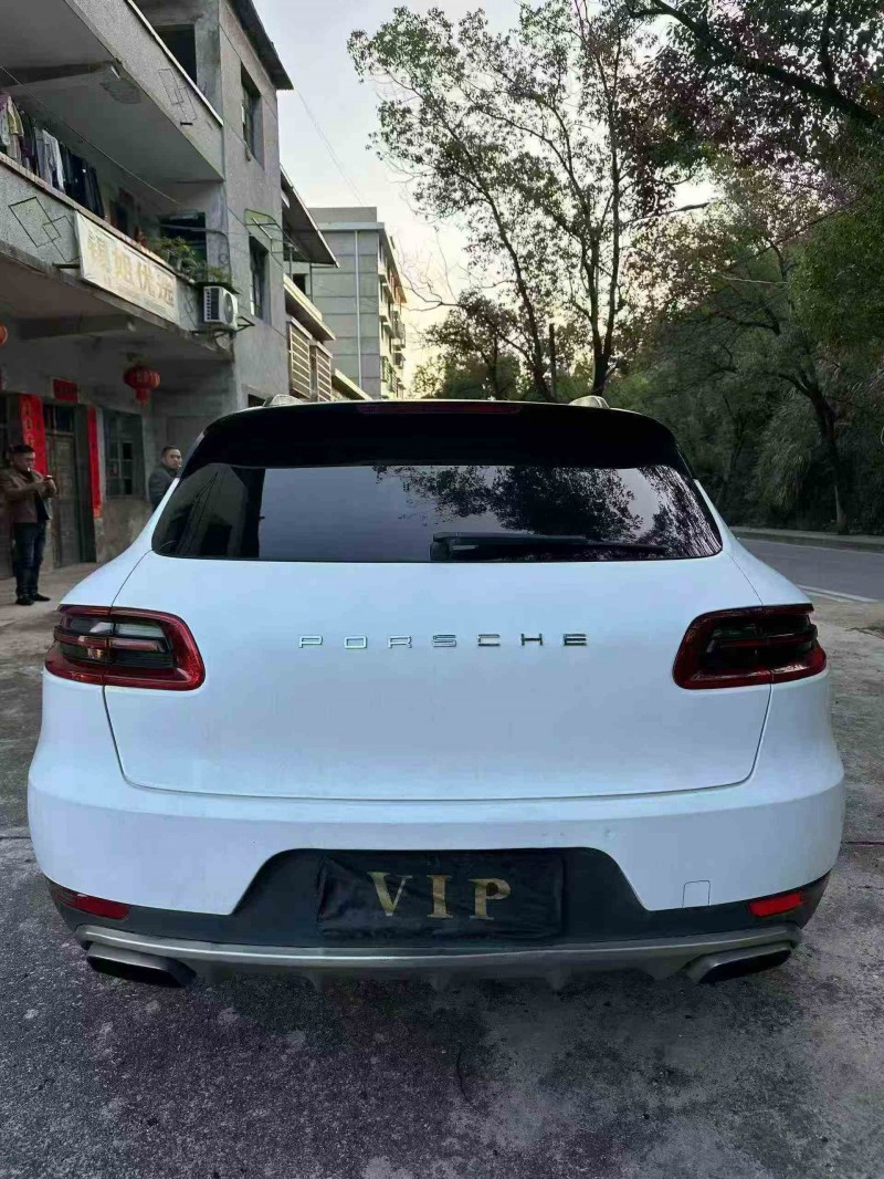 湘潭16年保时捷Macan9