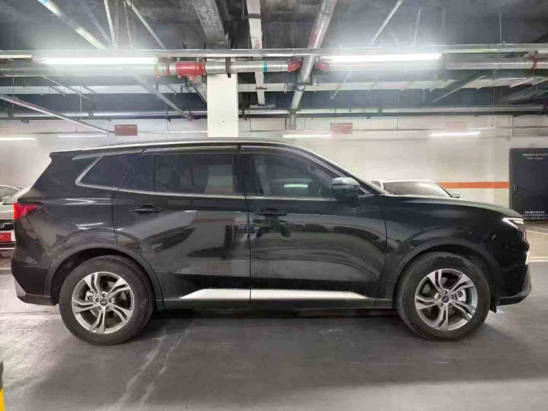 遂宁23年福特领裕8