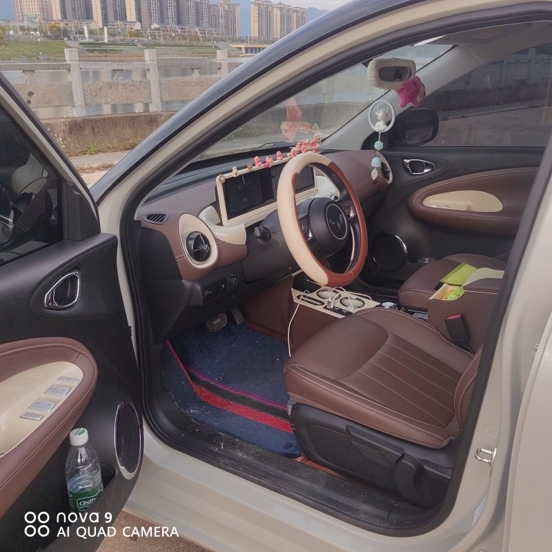 贺州25年五菱汽车缤果6