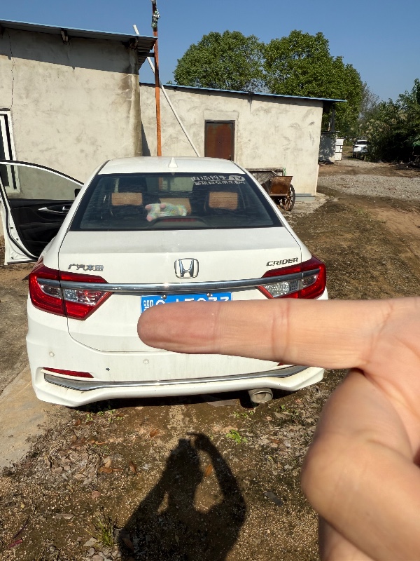 鄂州17年本田凌派4