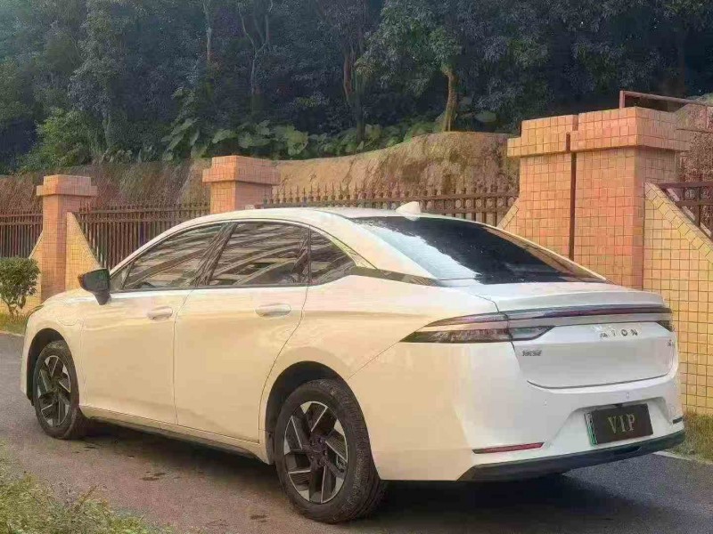 深圳25年传祺埃安S8