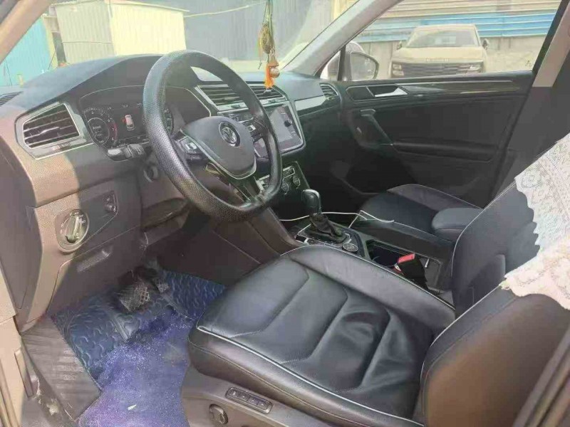 遂宁18年大众途观6