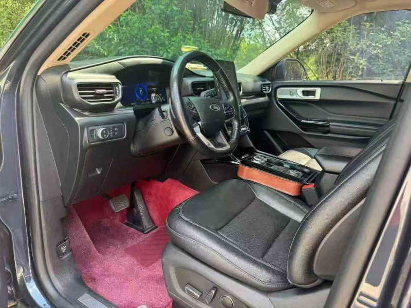 深圳21年福特探险者6