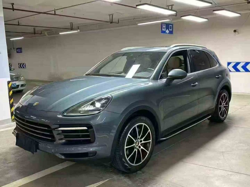 遂宁18年保时捷卡宴2