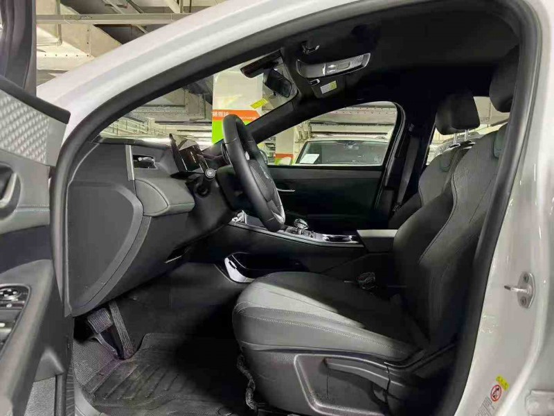 遂宁25年比亚迪秦6