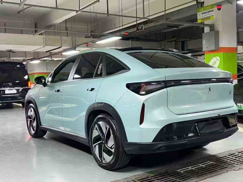 遂宁23年吉利睿蓝7