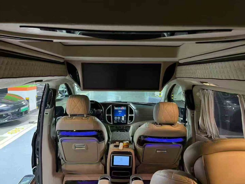 遂宁20年奔驰威霆6