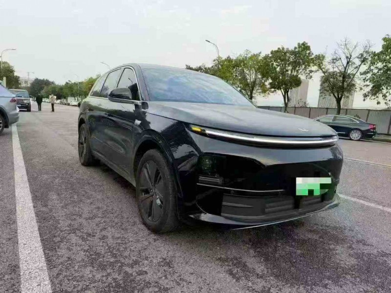 重庆25年理想L62