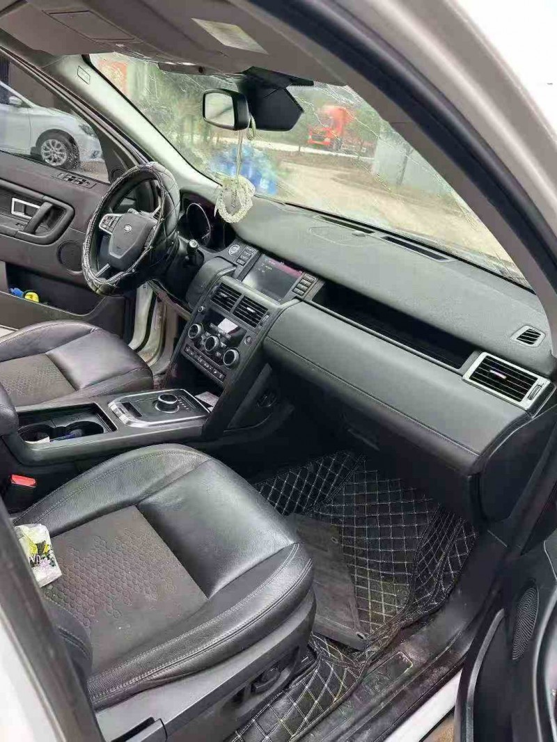 重庆17年路虎发现神行5