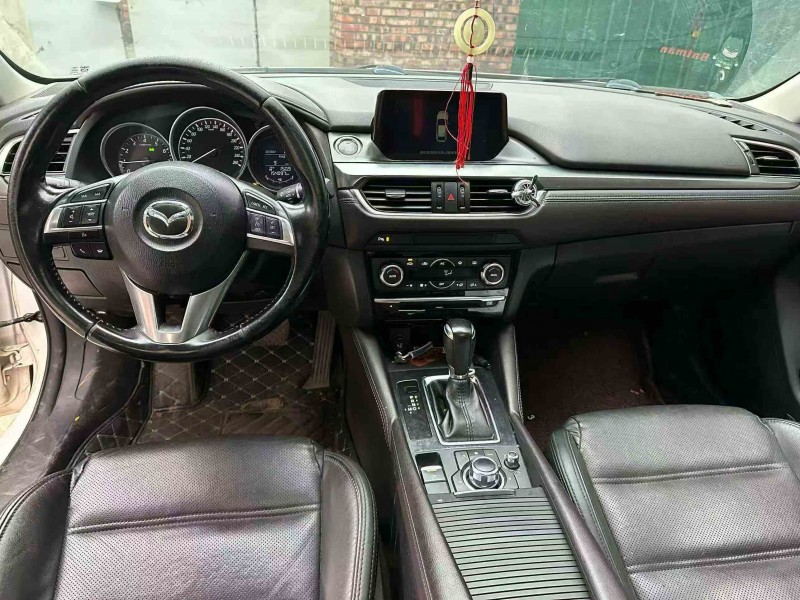 重庆17年马自达阿特兹6