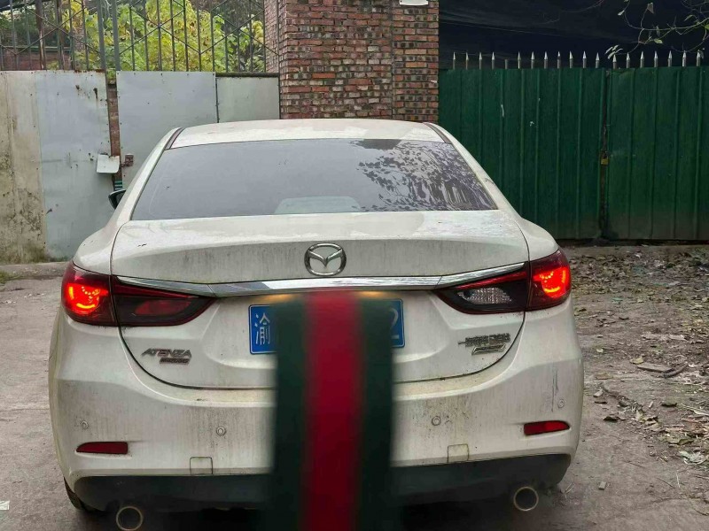 重庆17年马自达阿特兹9