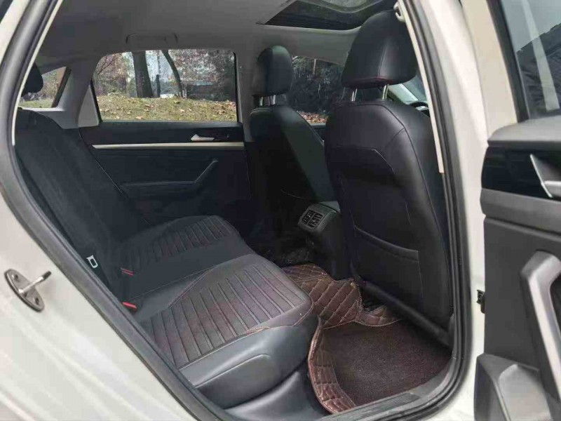 德阳22年大众朗逸5