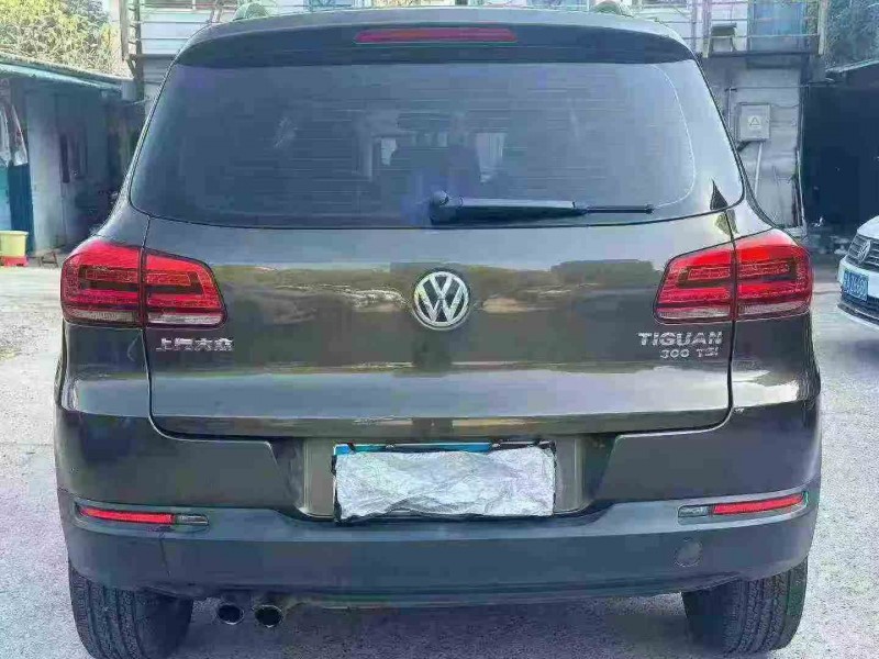 衡阳16年大众途观9