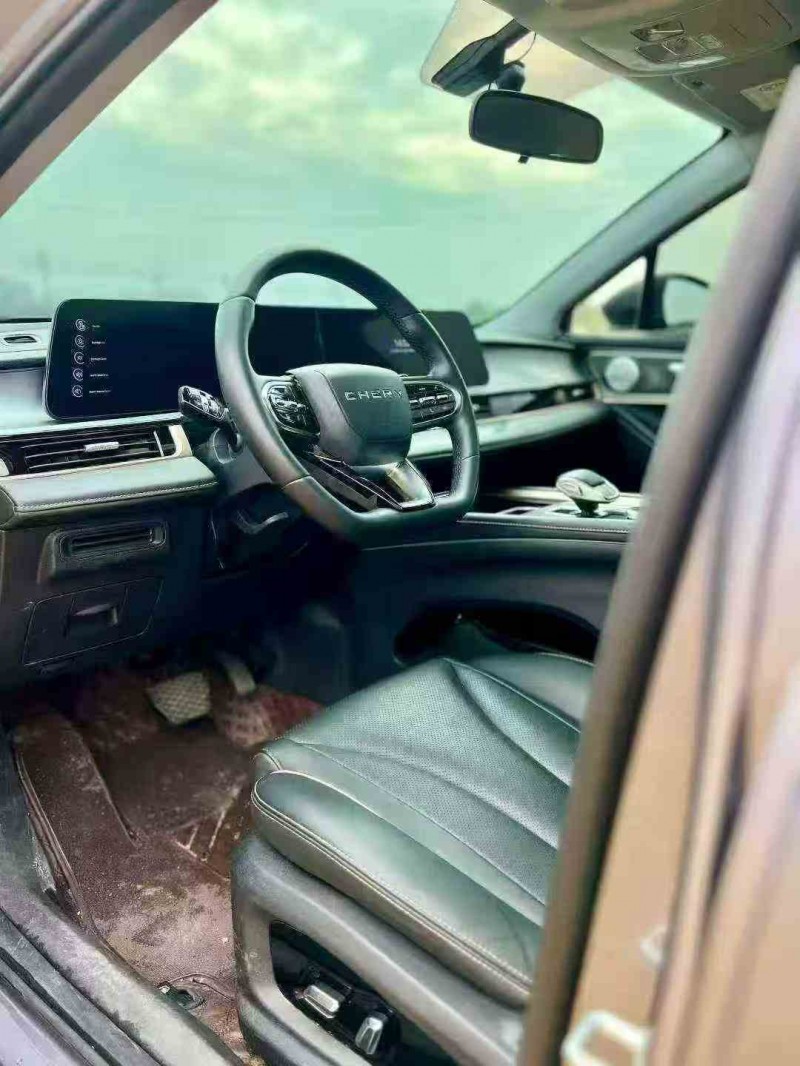 珠海22年奇瑞欧萌达4