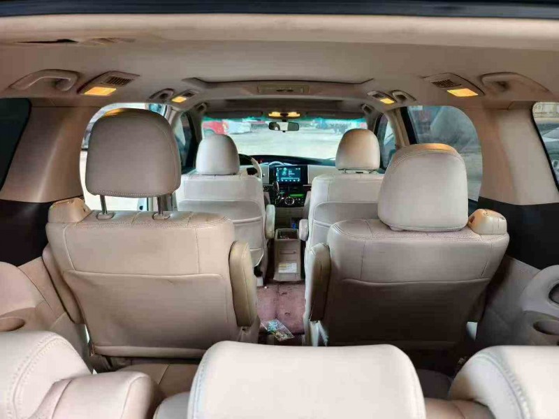 金华20年丰田普瑞维亚4