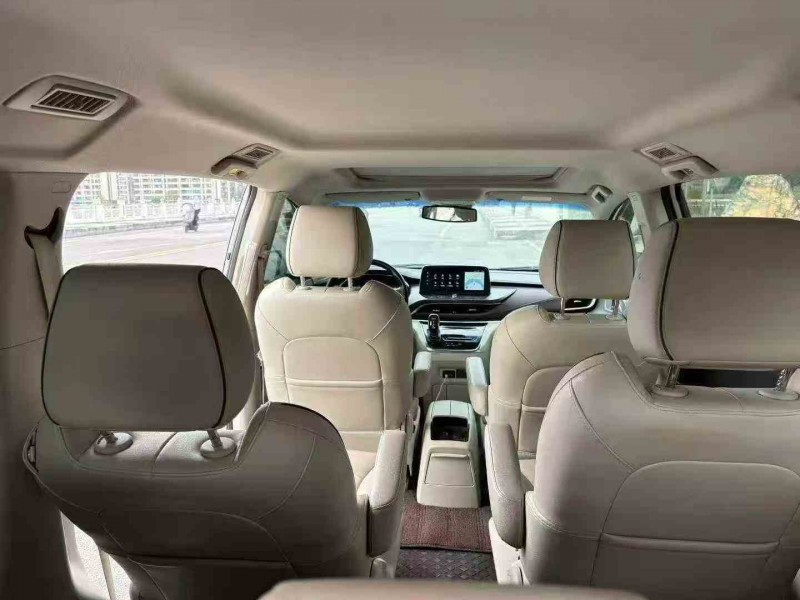 重庆21年别克GL85