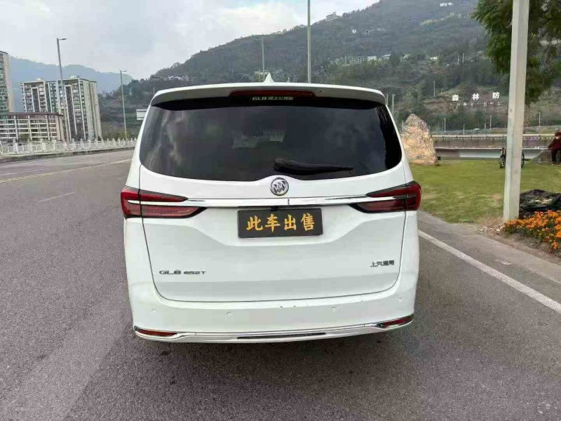 重庆21年别克GL89