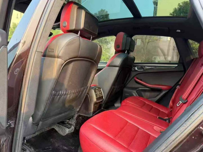 湘潭17年保时捷Macan4