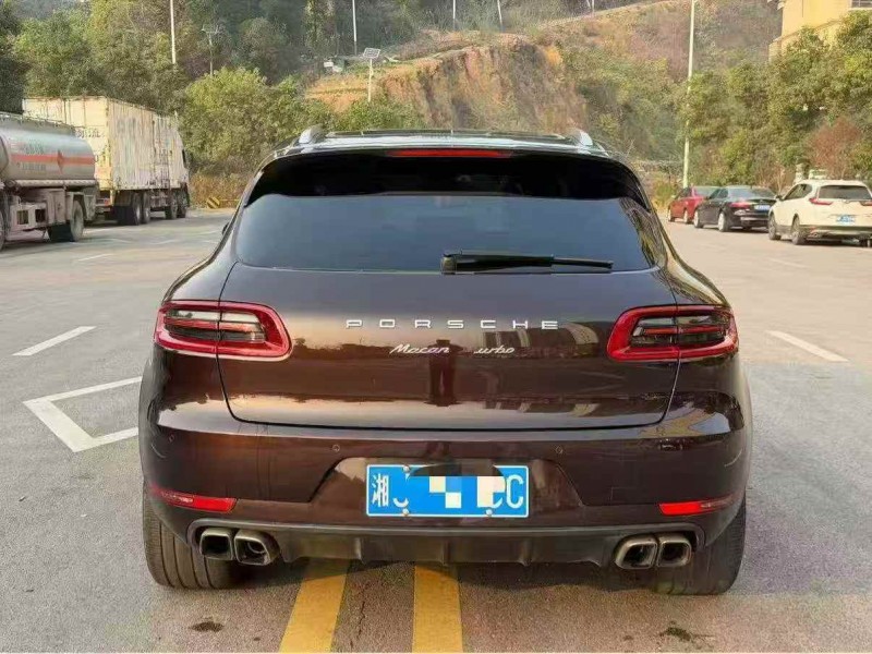 湘潭17年保时捷Macan9