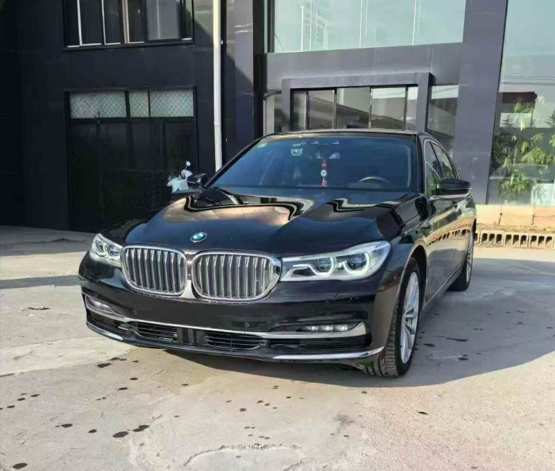 济宁16年宝马7系3