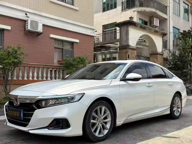 东莞22年本田雅阁3