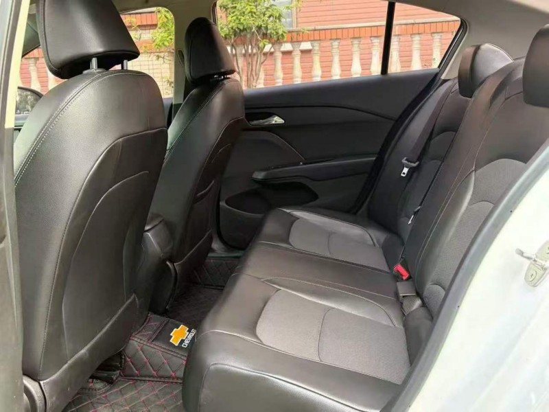 东莞17年雪佛兰科沃兹5