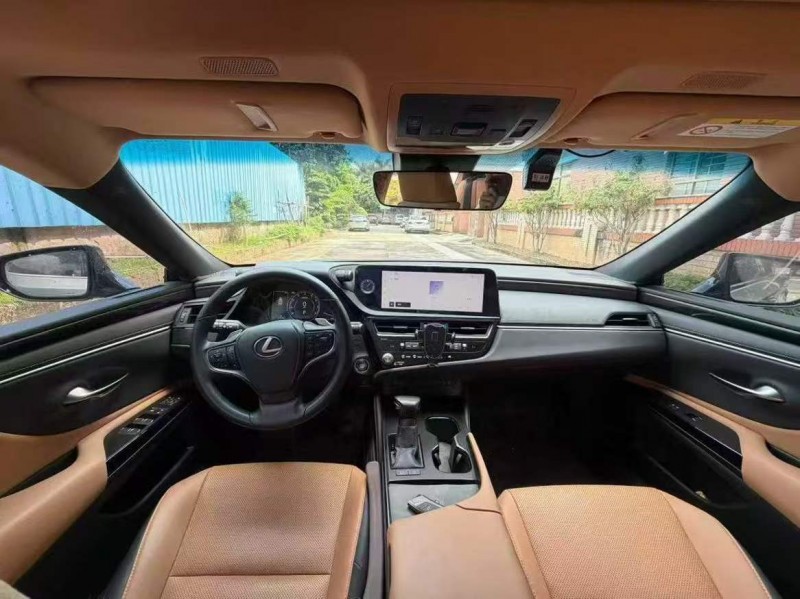 东莞23年雷克萨斯ES3