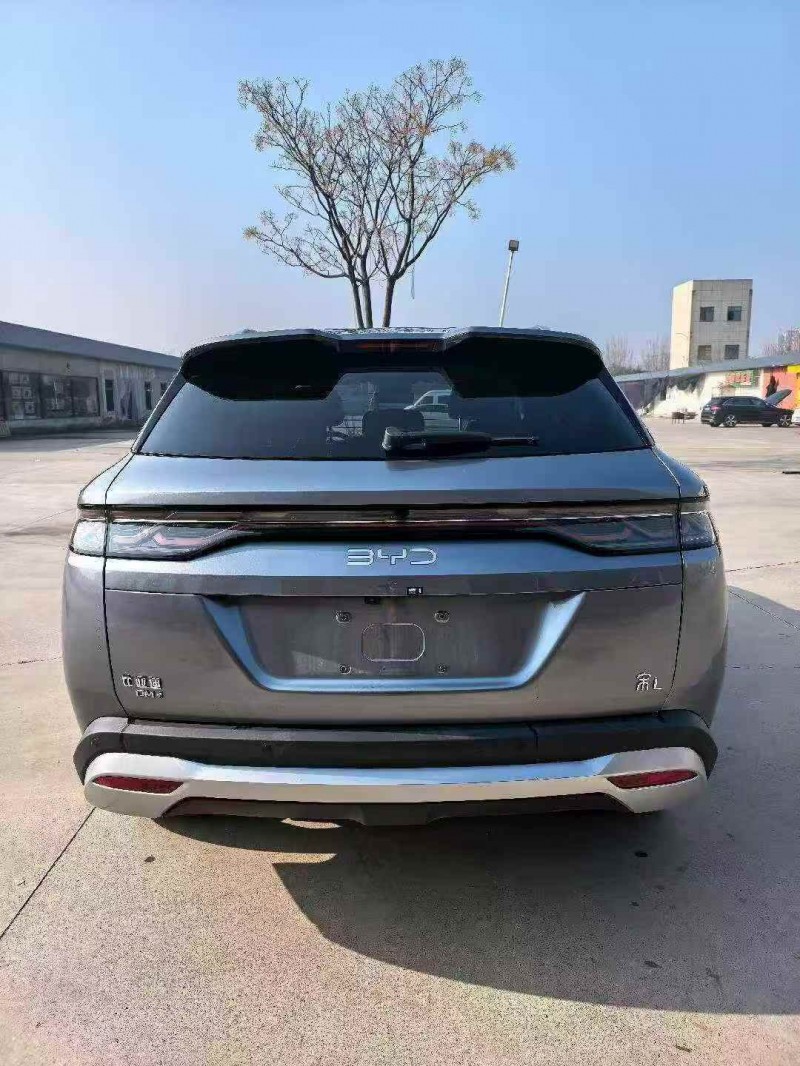 济宁25年比亚迪宋9