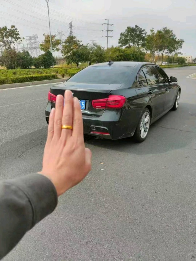 徐州19年宝马3系8