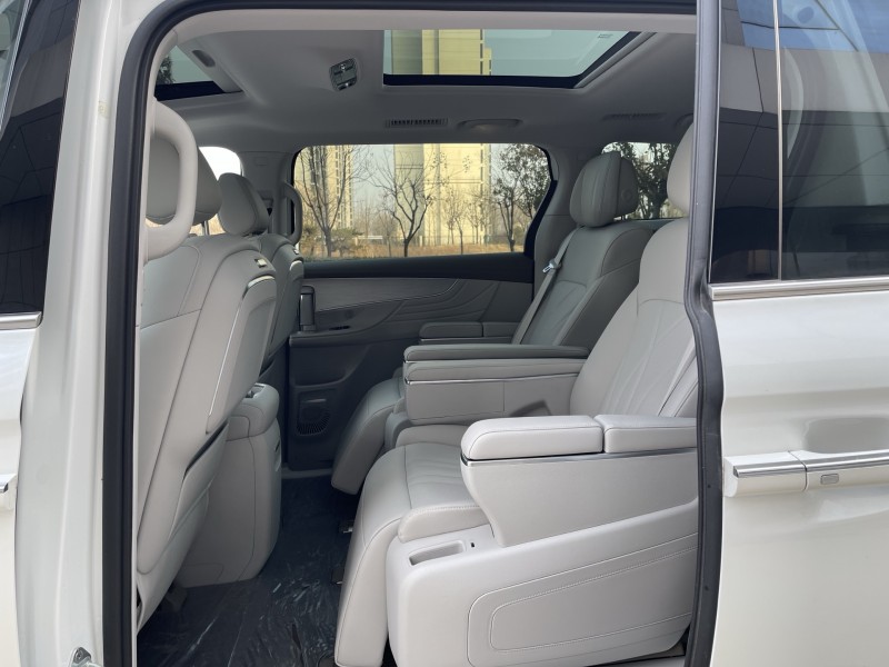 济宁25年荣威IMAX84