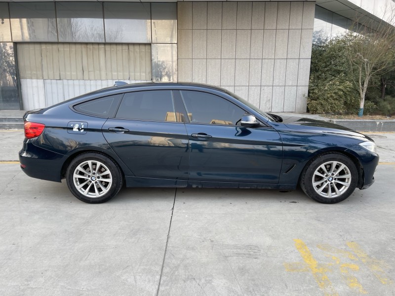 济宁15年宝马3系7