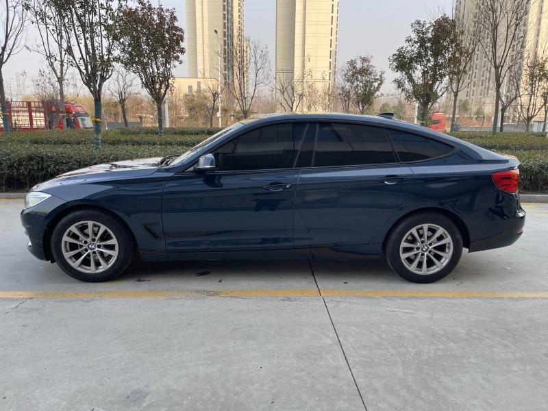 济宁15年宝马3系8