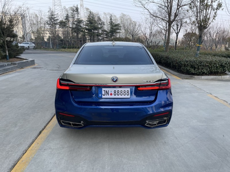 济宁13年宝马7系9