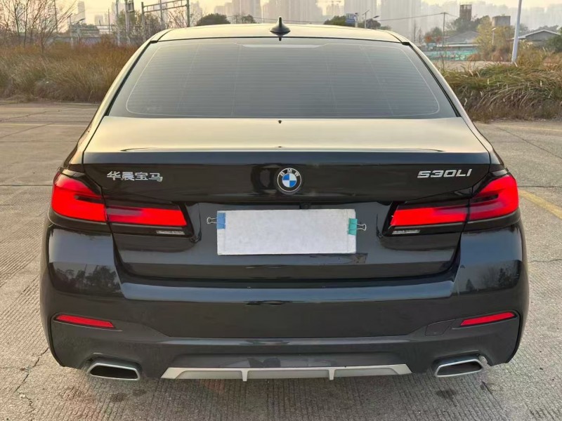 广州24年宝马5系9