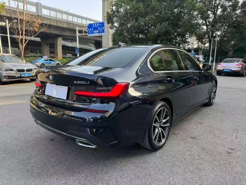 长沙21年宝马3系8