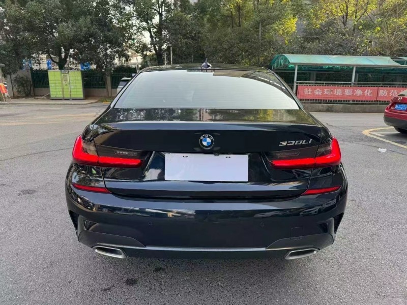 长沙21年宝马3系9