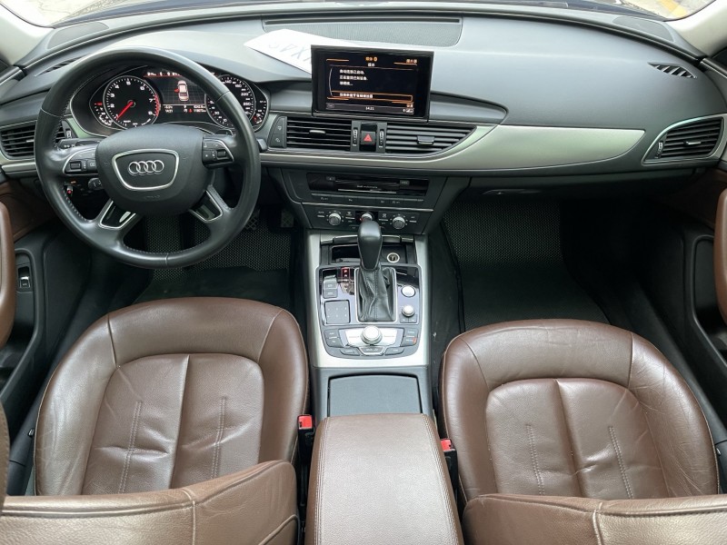 济宁18年奥迪A6L6