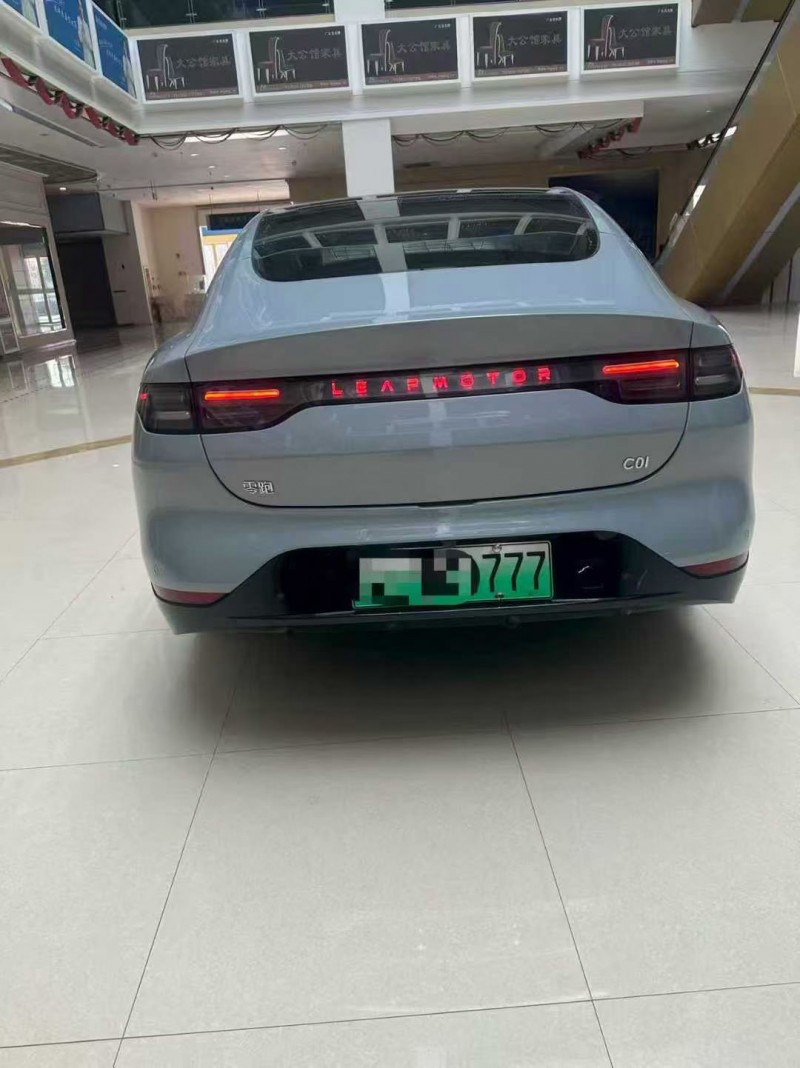 蚌埠24年零跑汽车C018