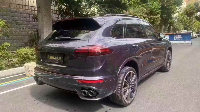 台州17年保时捷卡宴5