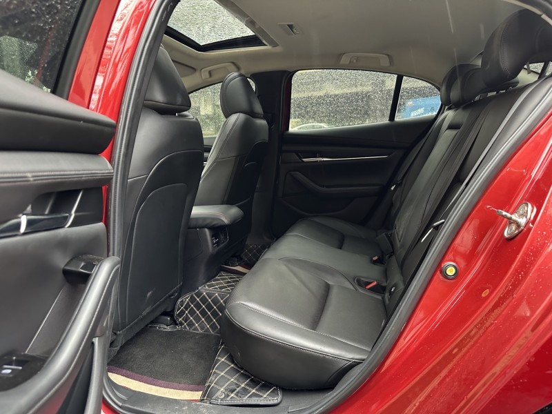 东莞21年马自达昂克赛拉5