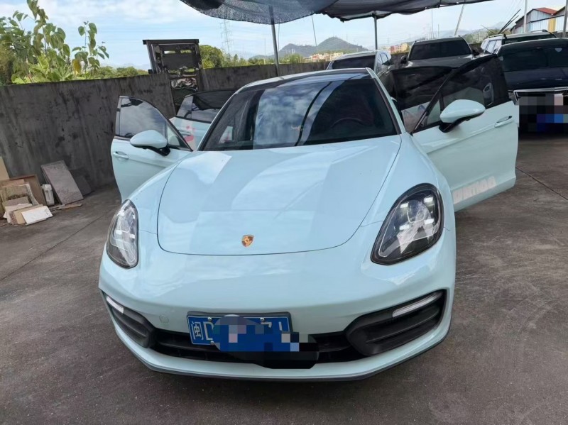 厦门22年保时捷帕拉梅拉1